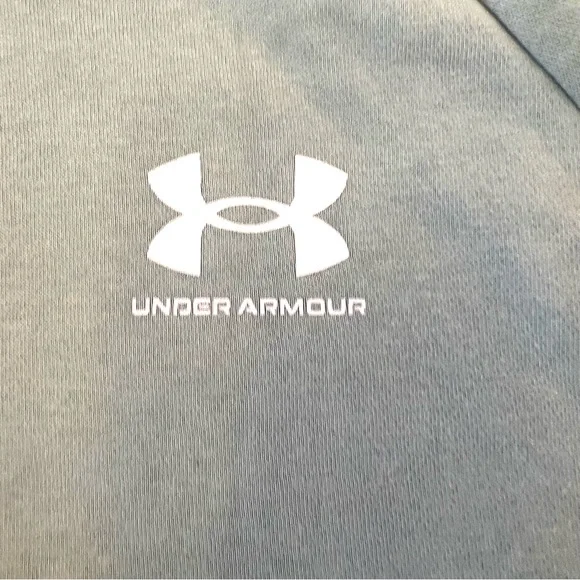Under Armour Pastel Sea Green Short Sleeve Hoodie Sweatshirt B2/3 - Picture 2 of 9
